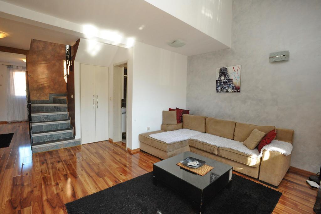 Apartment J & P Kotor